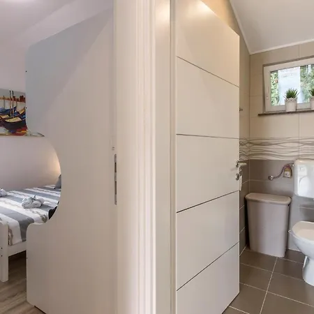 Stunning In With Wifi Apartment *